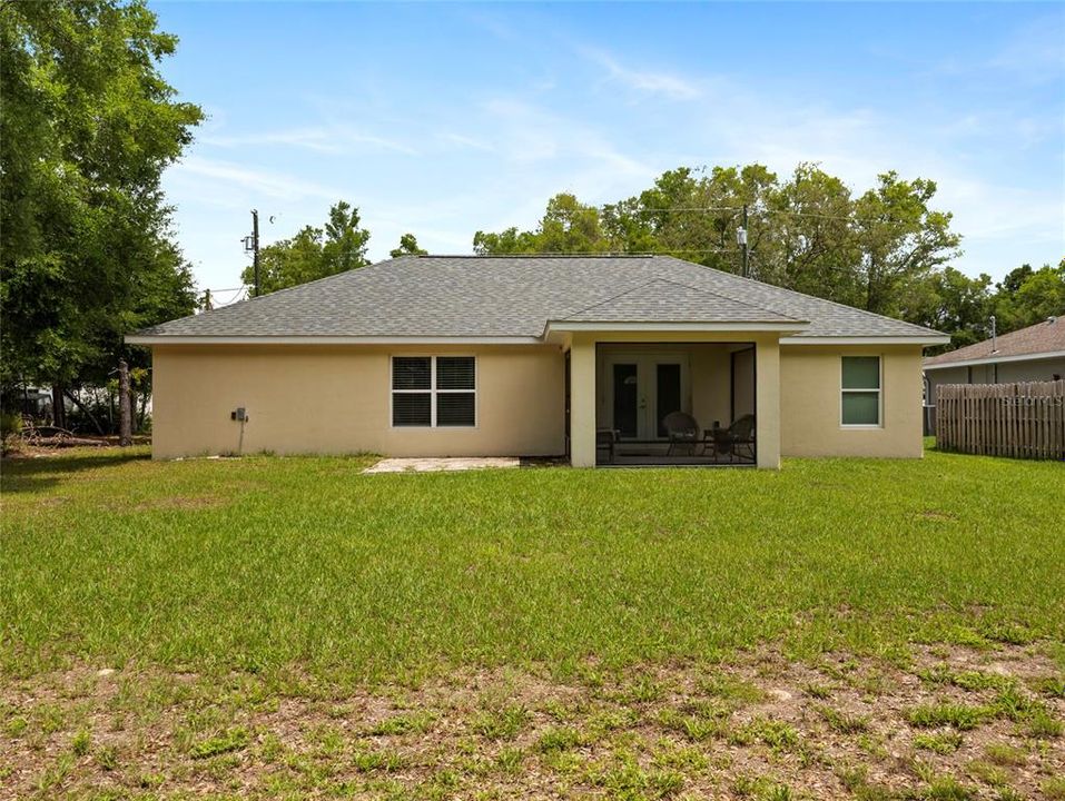For Sale: $280,000 (3 beds, 2 baths, 1525 Square Feet)