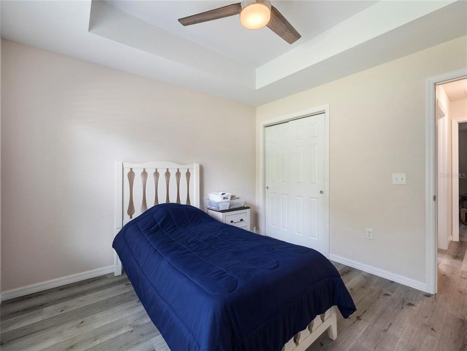 For Sale: $280,000 (3 beds, 2 baths, 1525 Square Feet)