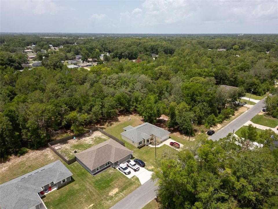 For Sale: $280,000 (3 beds, 2 baths, 1525 Square Feet)