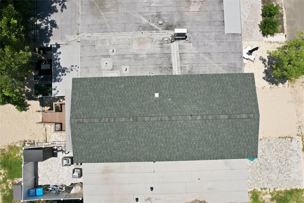 For Sale: $435,000 (1 beds, 1 baths, 736 Square Feet)