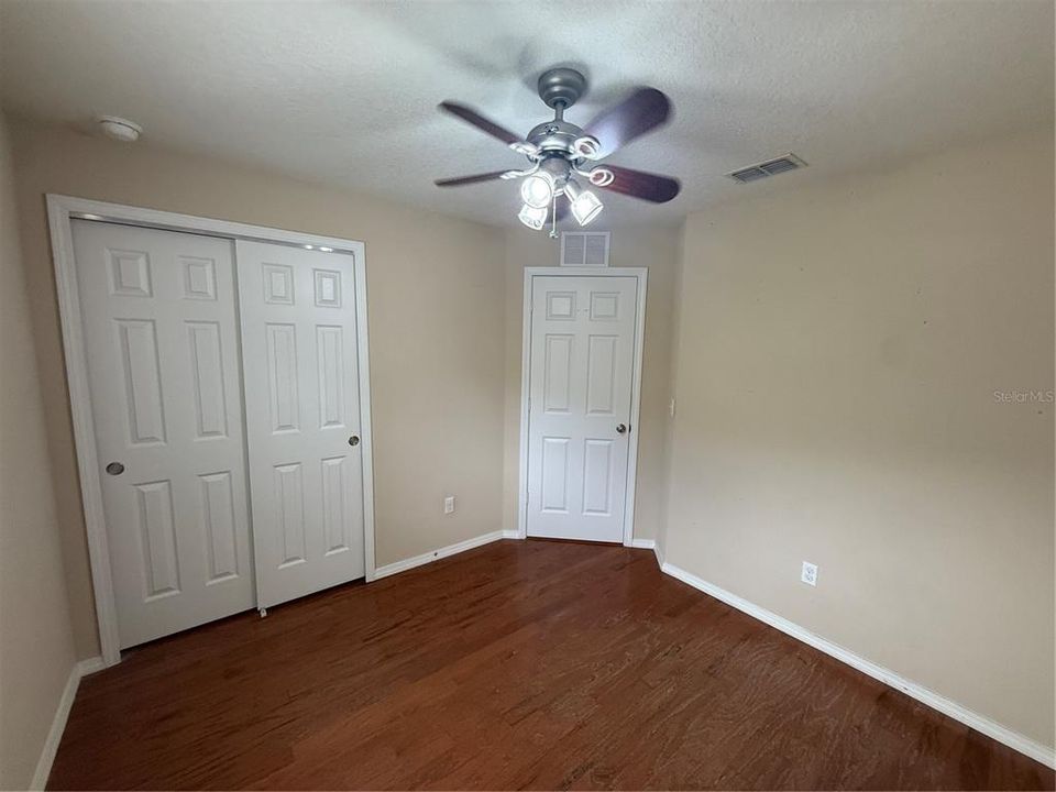 For Rent: $2,700 (4 beds, 2 baths, 1972 Square Feet)