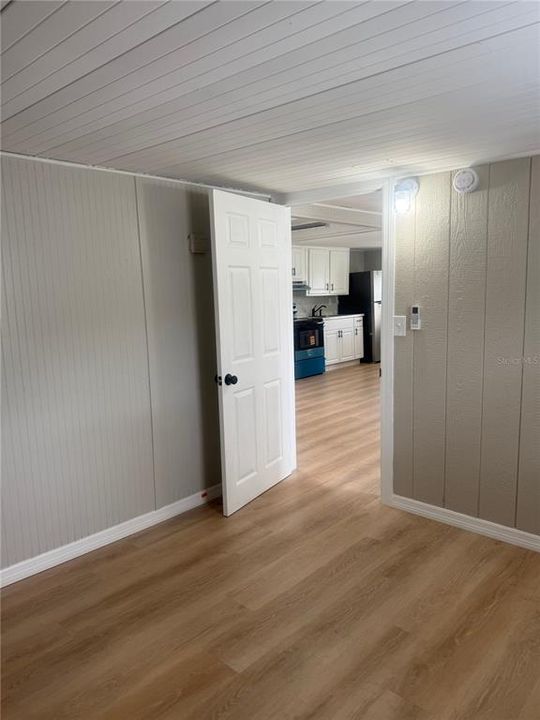 For Rent: $1,650 (3 beds, 2 baths, 810 Square Feet)