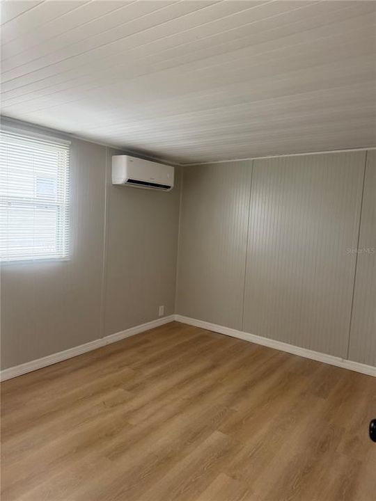 For Rent: $1,650 (3 beds, 2 baths, 810 Square Feet)