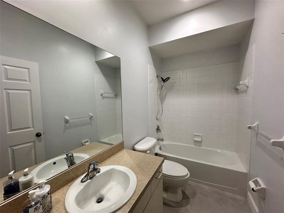 En Renta: $1,950 (2 camas, 2 baños, 1190 Pies cuadrados)