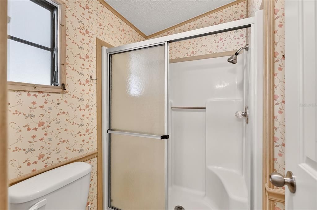 For Sale: $245,000 (2 beds, 2 baths, 1144 Square Feet)