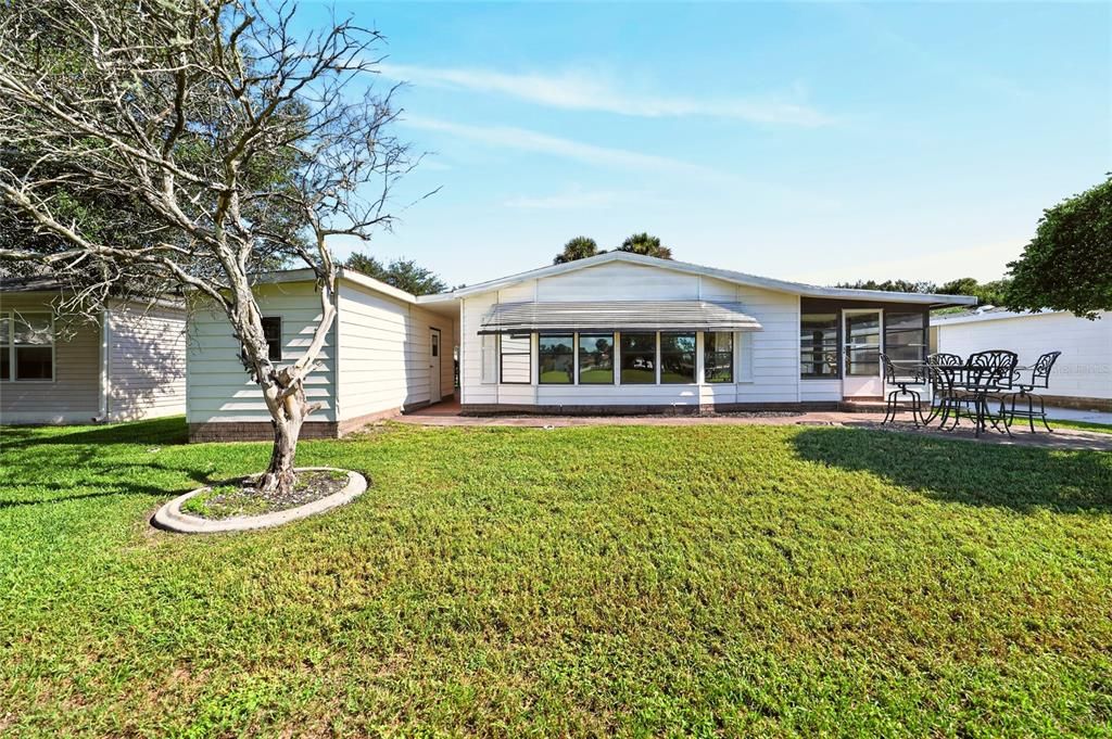 For Sale: $245,000 (2 beds, 2 baths, 1144 Square Feet)