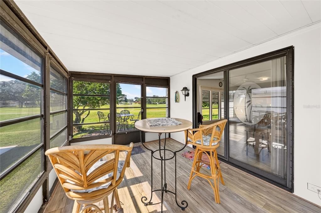 For Sale: $245,000 (2 beds, 2 baths, 1144 Square Feet)