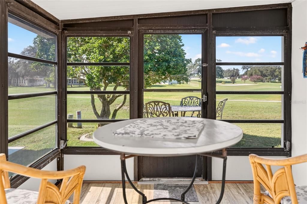 For Sale: $245,000 (2 beds, 2 baths, 1144 Square Feet)