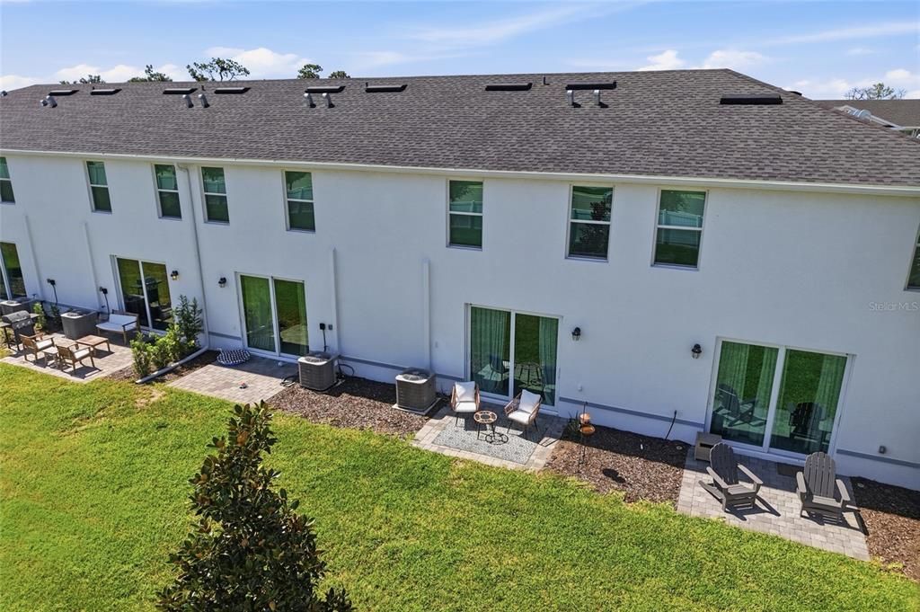 For Sale: $307,000 (3 beds, 2 baths, 1352 Square Feet)