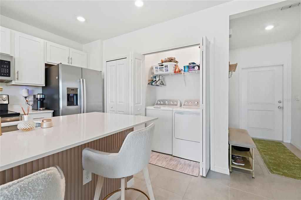 For Sale: $307,000 (3 beds, 2 baths, 1352 Square Feet)