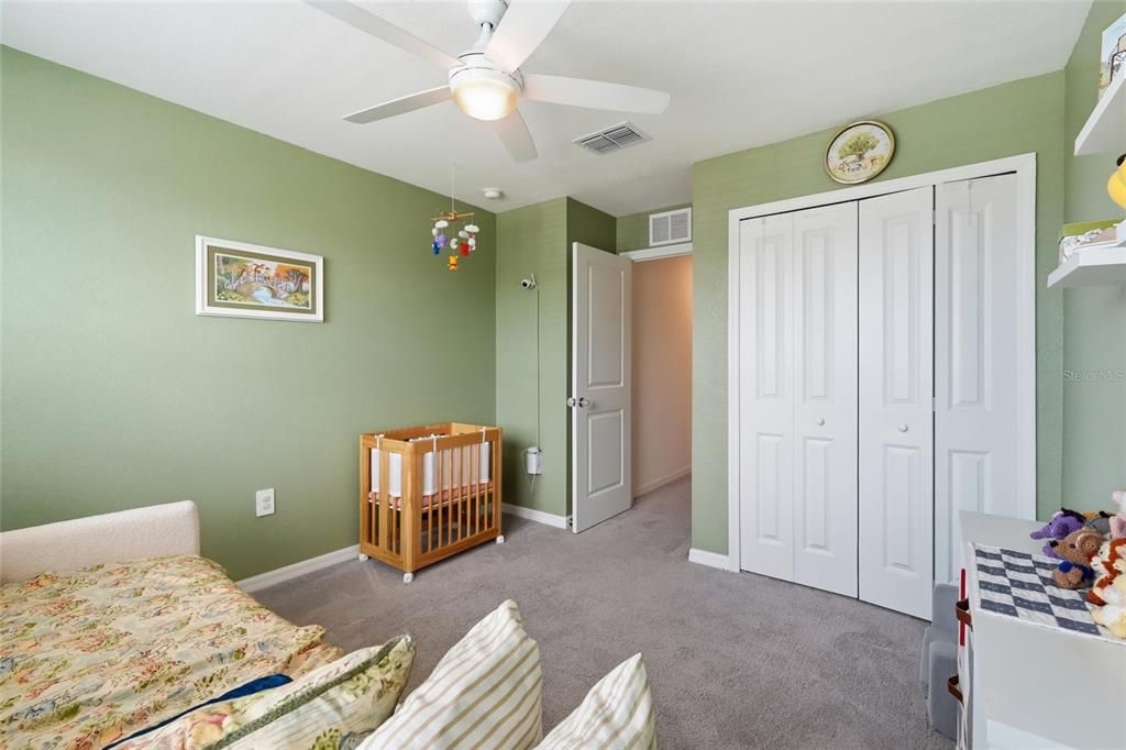 For Sale: $307,000 (3 beds, 2 baths, 1352 Square Feet)