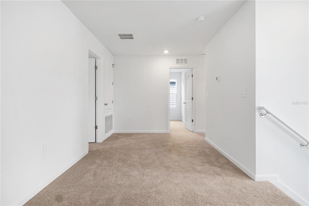 For Rent: $1,895 (4 beds, 2 baths, 1855 Square Feet)