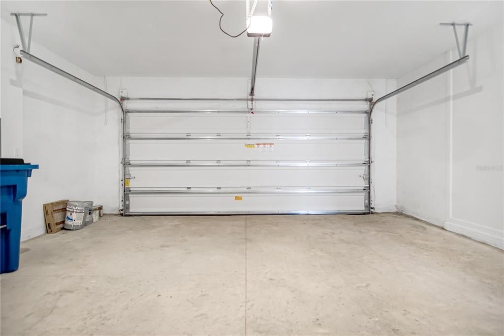 For Rent: $1,895 (4 beds, 2 baths, 1855 Square Feet)