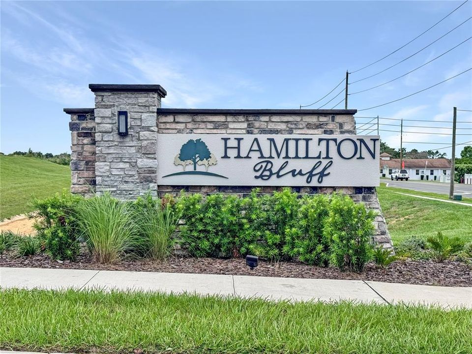 For Rent: $1,895 (4 beds, 2 baths, 1855 Square Feet)