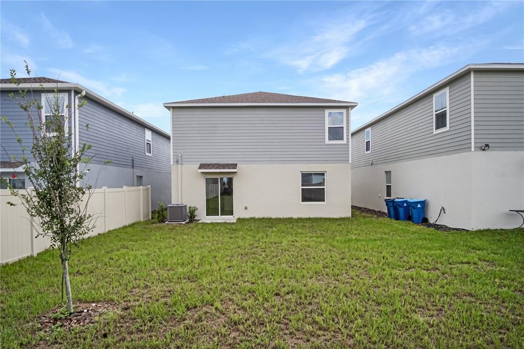 For Rent: $1,895 (4 beds, 2 baths, 1855 Square Feet)
