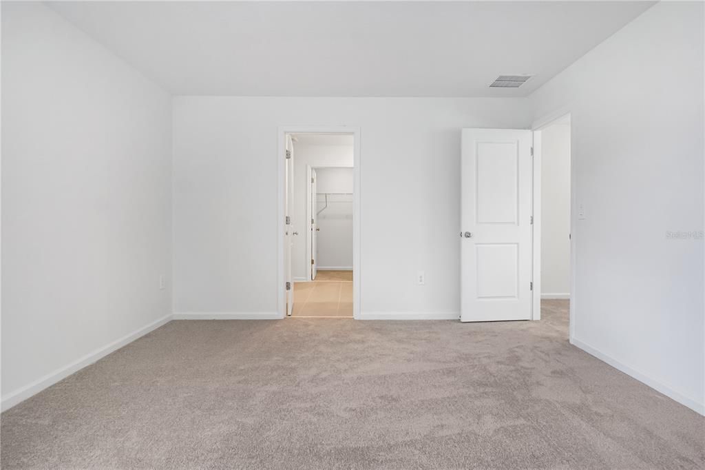 For Rent: $1,895 (4 beds, 2 baths, 1855 Square Feet)