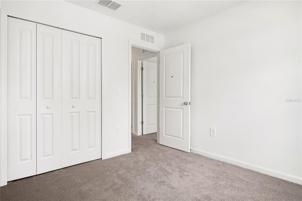 For Rent: $1,895 (4 beds, 2 baths, 1855 Square Feet)