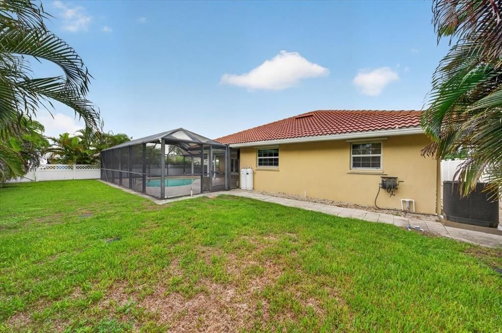 For Sale: $635,000 (3 beds, 2 baths, 1995 Square Feet)