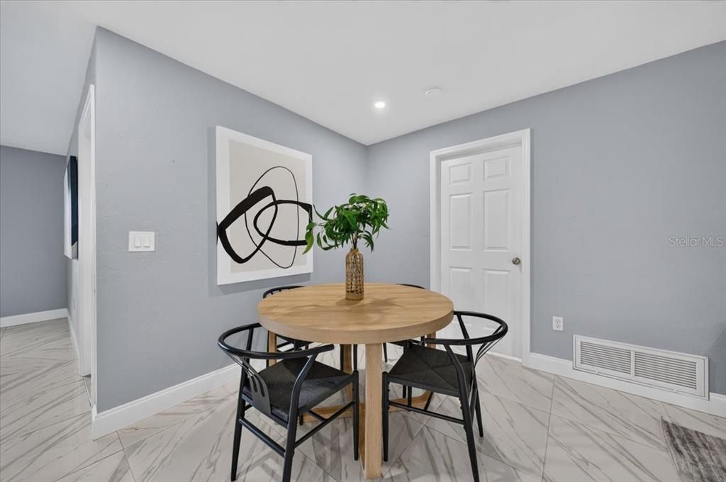 For Sale: $635,000 (3 beds, 2 baths, 1995 Square Feet)