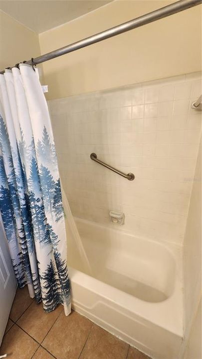 For Rent: $1,500 (2 beds, 1 baths, 780 Square Feet)