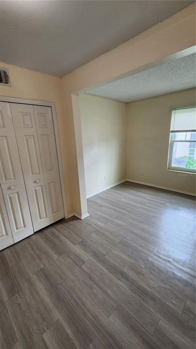 For Rent: $1,500 (2 beds, 1 baths, 780 Square Feet)