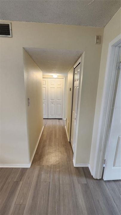 For Rent: $1,500 (2 beds, 1 baths, 780 Square Feet)