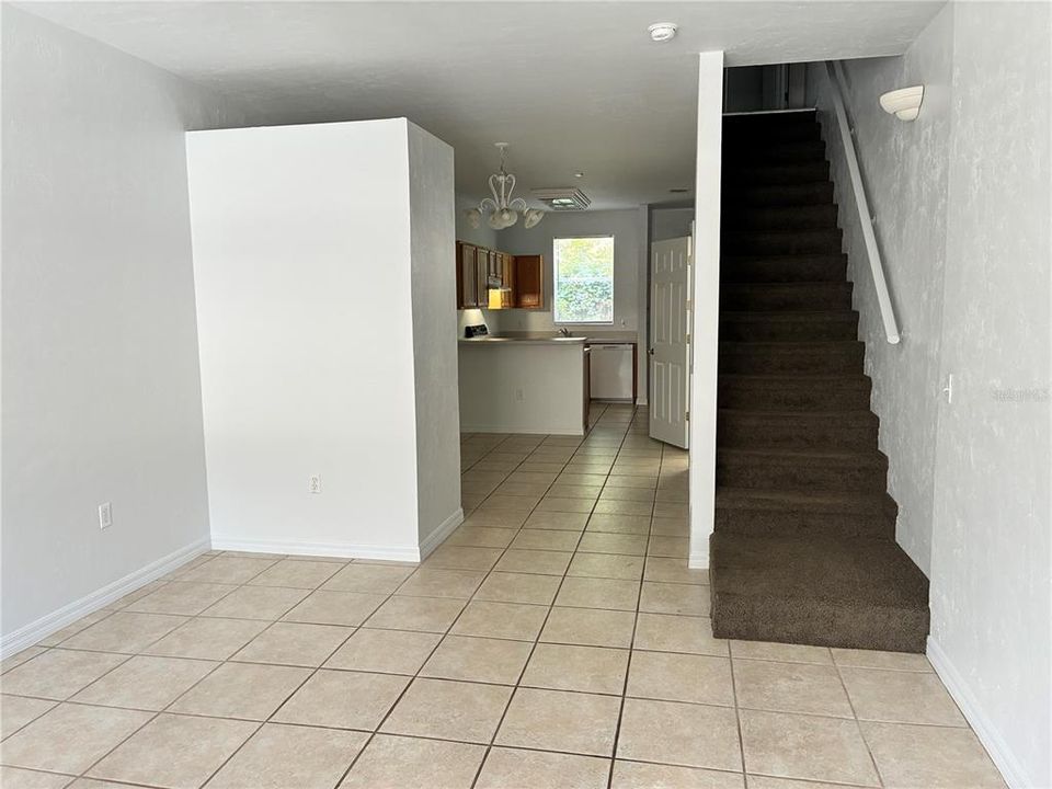 For Rent: $1,395 (2 beds, 2 baths, 1172 Square Feet)
