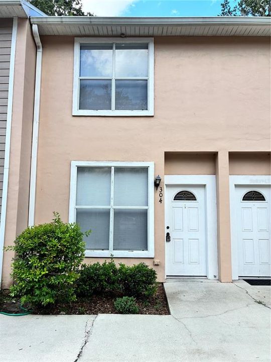 For Rent: $1,395 (2 beds, 2 baths, 1172 Square Feet)