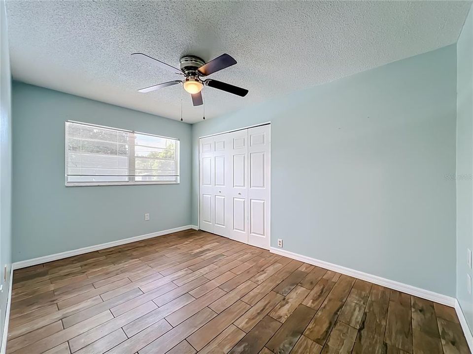 For Sale: $299,999 (3 beds, 2 baths, 1320 Square Feet)