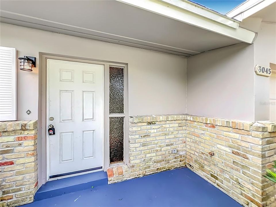 For Sale: $299,999 (3 beds, 2 baths, 1320 Square Feet)