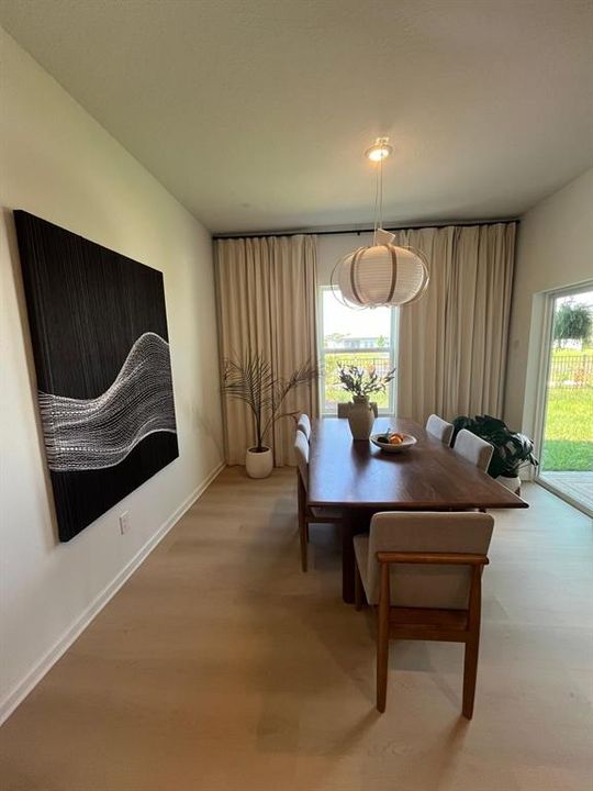 For Rent: $2,540 (3 beds, 2 baths, 1771 Square Feet)