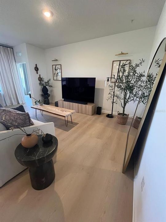 For Rent: $2,540 (3 beds, 2 baths, 1771 Square Feet)