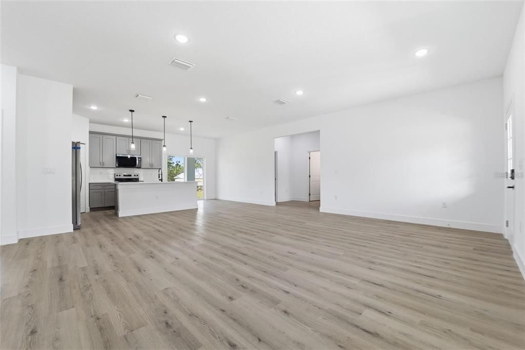For Rent: $1,890 (3 beds, 2 baths, 1540 Square Feet)