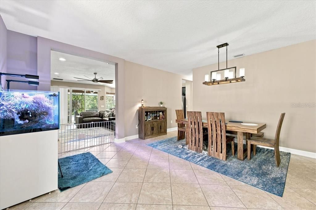 For Sale: $600,000 (4 beds, 3 baths, 2492 Square Feet)