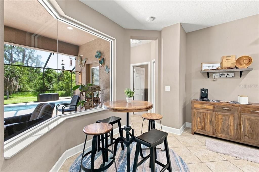 For Sale: $600,000 (4 beds, 3 baths, 2492 Square Feet)