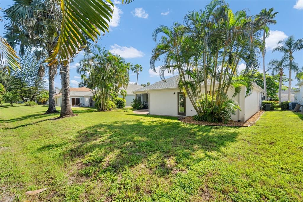 For Sale: $499,900 (4 beds, 2 baths, 2067 Square Feet)