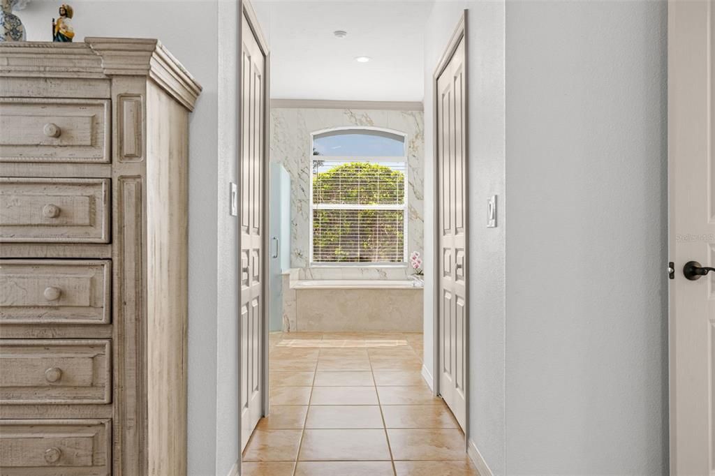 For Sale: $499,900 (4 beds, 2 baths, 2067 Square Feet)