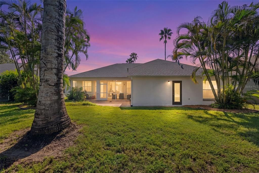 For Sale: $499,900 (4 beds, 2 baths, 2067 Square Feet)