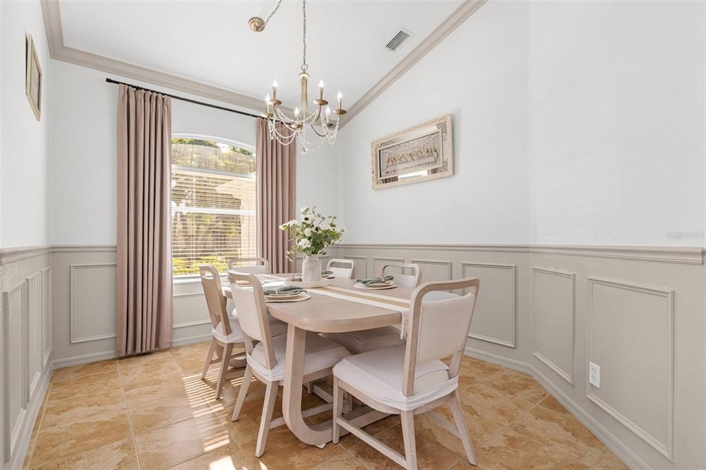 For Sale: $499,900 (4 beds, 2 baths, 2067 Square Feet)