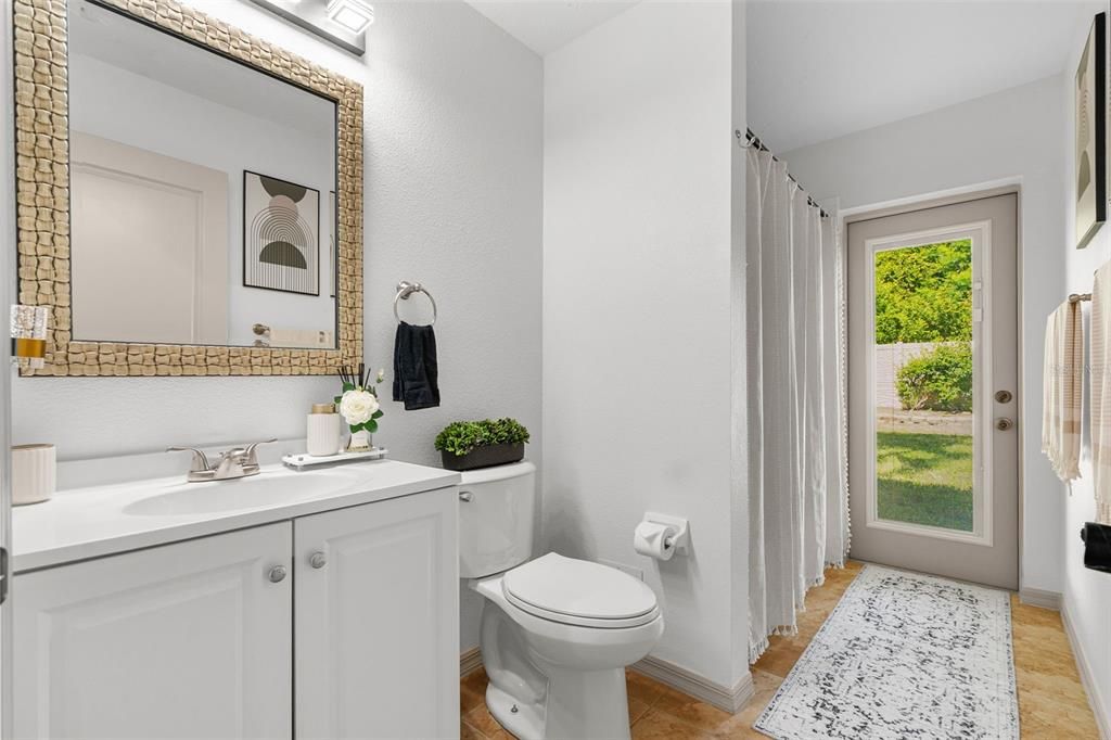 For Sale: $499,900 (4 beds, 2 baths, 2067 Square Feet)