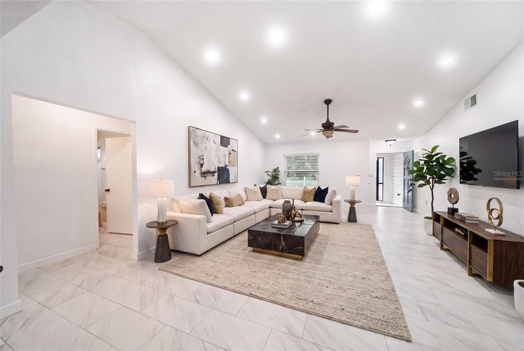 For Sale: $349,999 (3 beds, 2 baths, 1491 Square Feet)