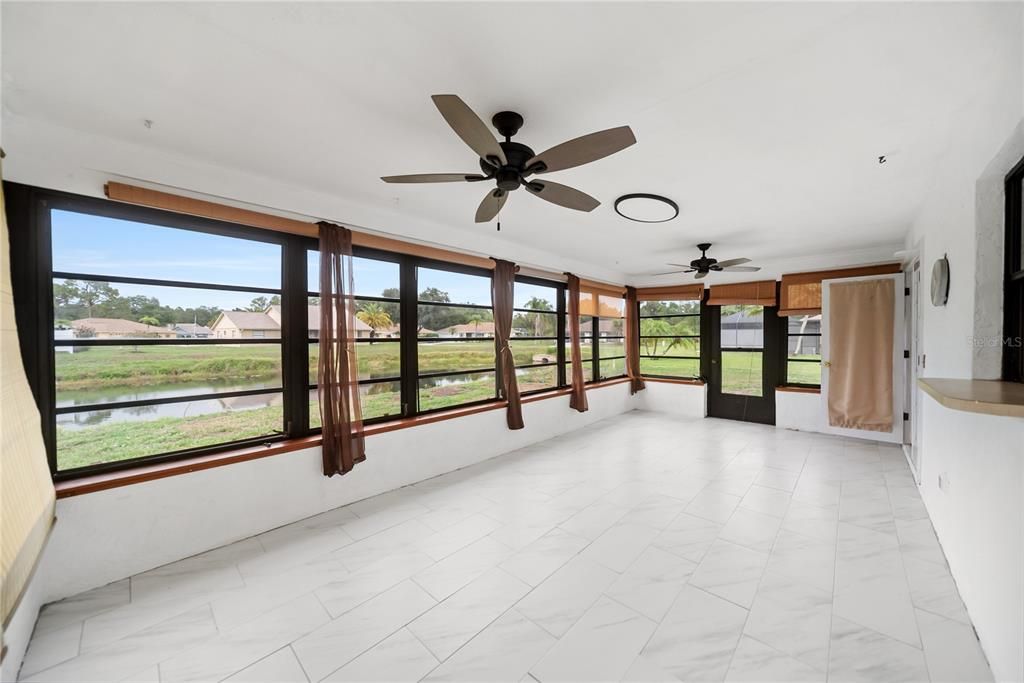 For Sale: $349,999 (3 beds, 2 baths, 1491 Square Feet)