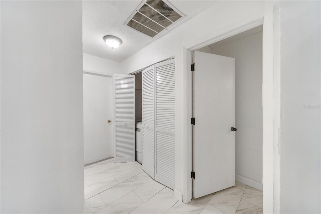 For Sale: $349,999 (3 beds, 2 baths, 1491 Square Feet)
