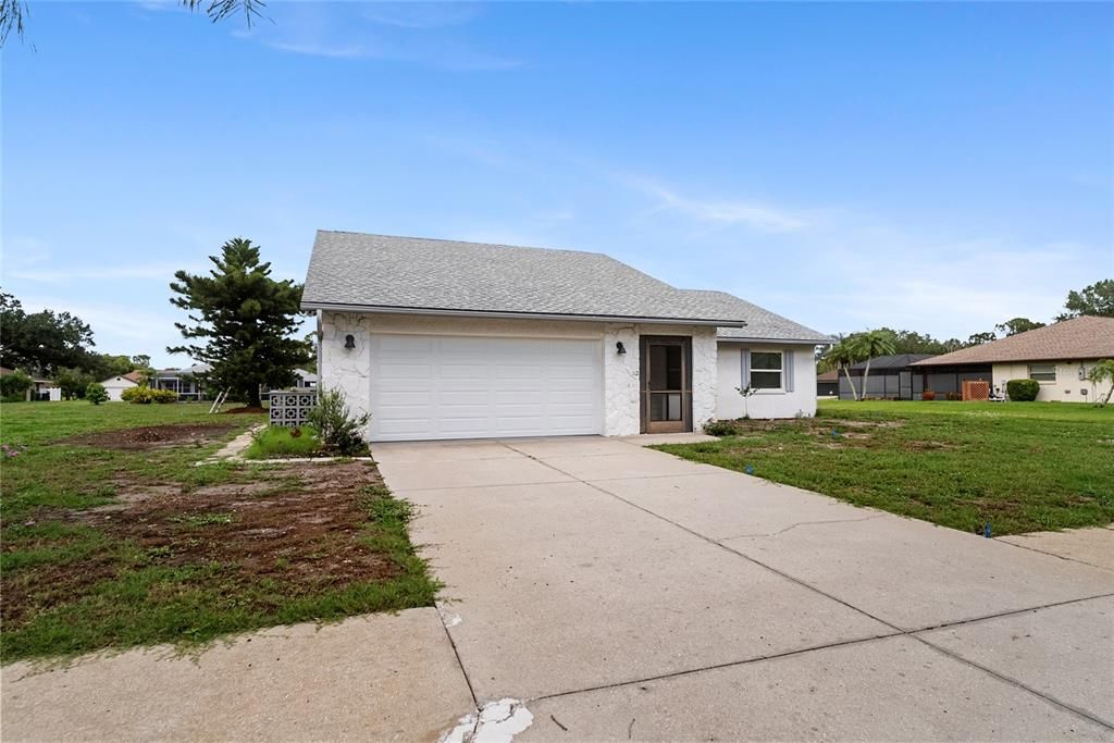 For Sale: $349,999 (3 beds, 2 baths, 1491 Square Feet)