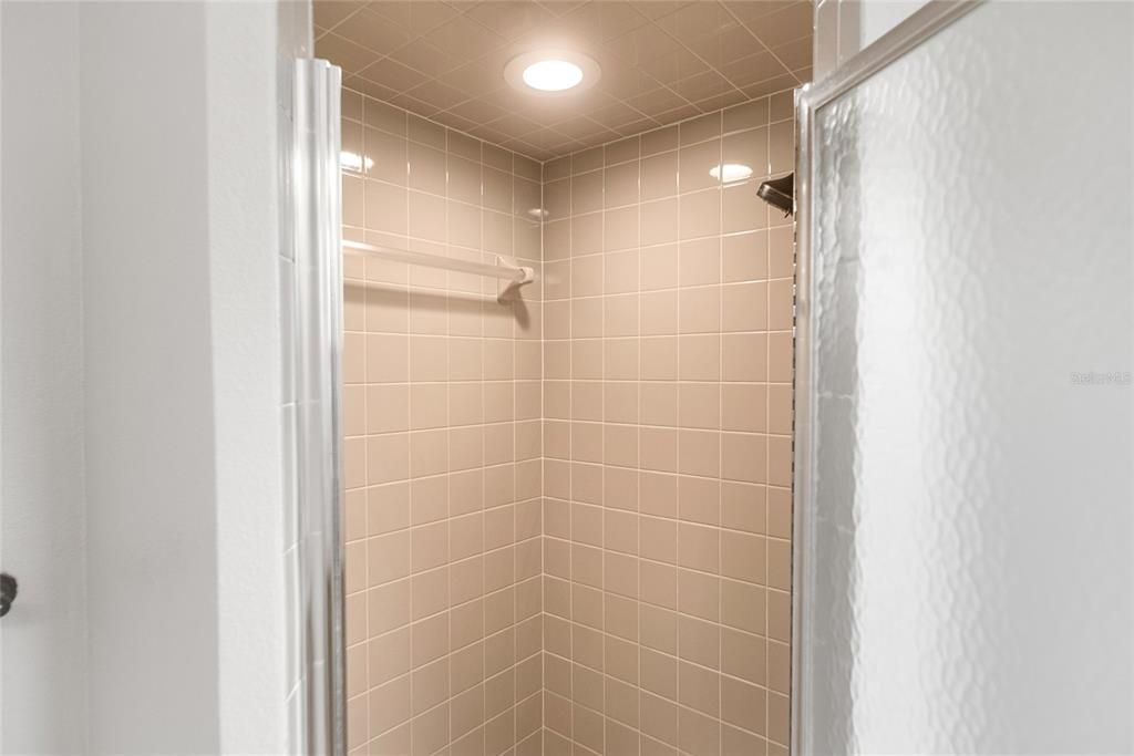For Sale: $349,999 (3 beds, 2 baths, 1491 Square Feet)