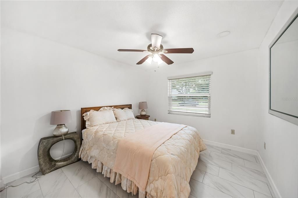 For Sale: $349,999 (3 beds, 2 baths, 1491 Square Feet)