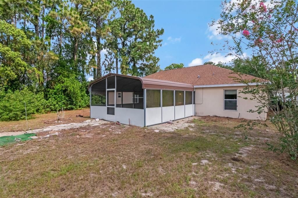 For Sale: $250,000 (3 beds, 2 baths, 1955 Square Feet)