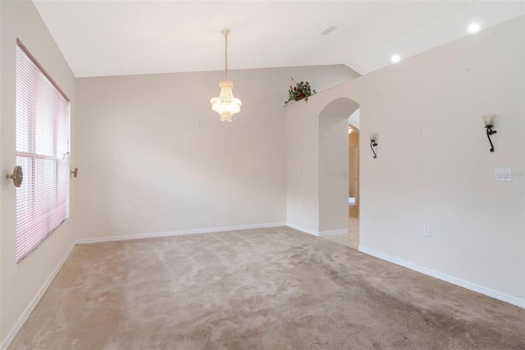 For Sale: $250,000 (3 beds, 2 baths, 1955 Square Feet)