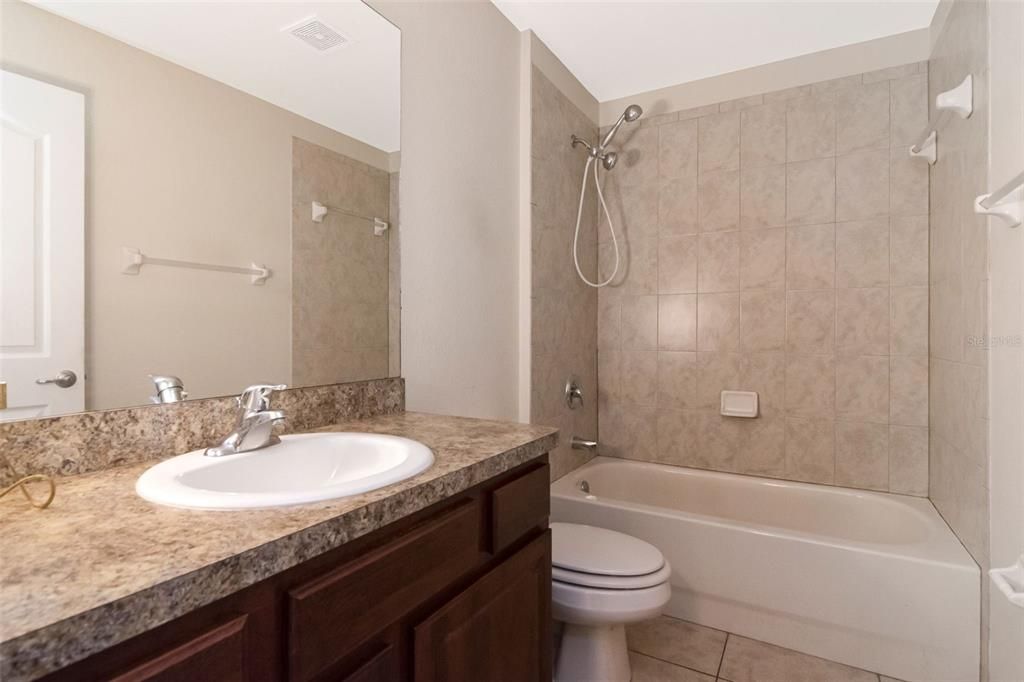 For Sale: $250,000 (3 beds, 2 baths, 1955 Square Feet)