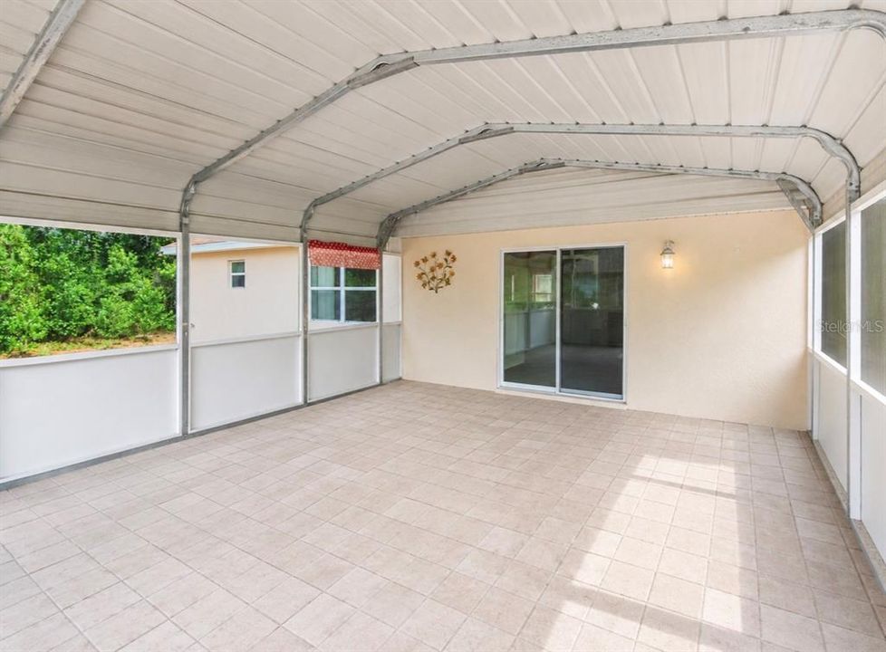 For Sale: $250,000 (3 beds, 2 baths, 1955 Square Feet)